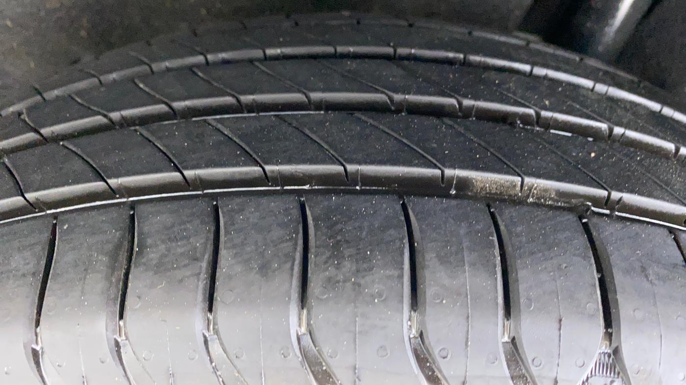 2015 Ford Ecosport 1.5 TITANIUM TI VCT AT, Petrol, Automatic, 68,309 km, Left Rear Tyre Tread