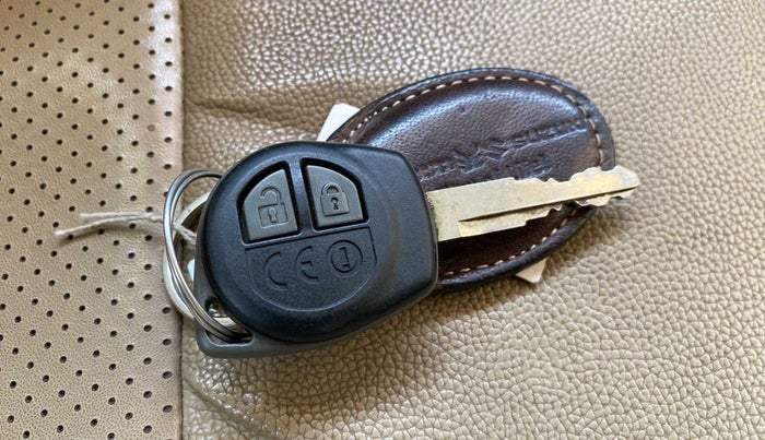 2020 Maruti Dzire VXI, Petrol, Manual, 26,589 km, Key Close Up