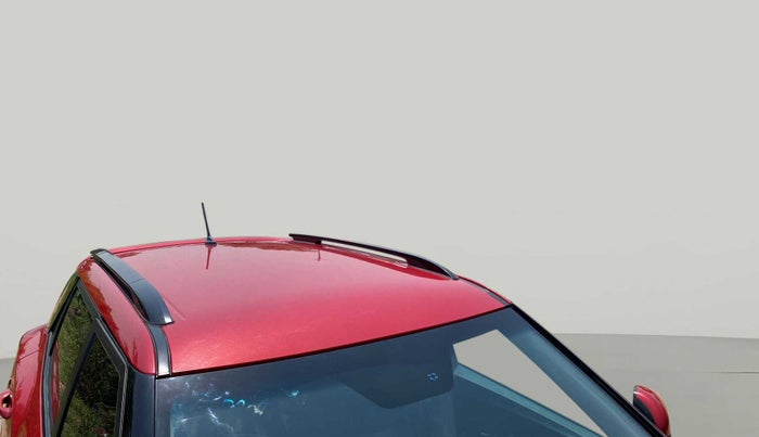 2020 Mahindra XUV300 W8 1.2 PETROL, Petrol, Manual, 50,294 km, Roof