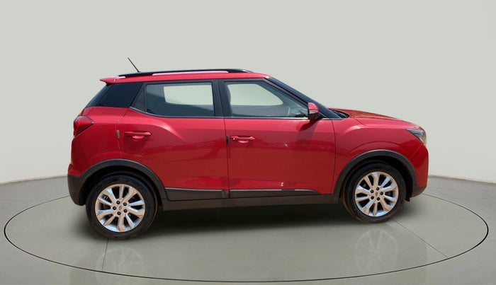 2020 Mahindra XUV300 W8 1.2 PETROL, Petrol, Manual, 50,294 km, Right Side View