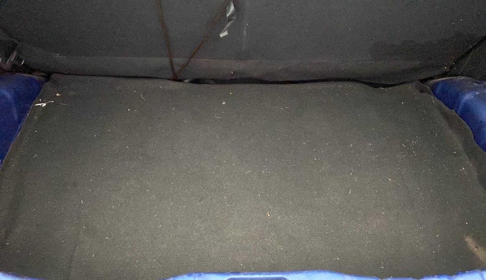 2014 Hyundai Eon ERA +, Petrol, Manual, 47,533 km, Boot Inside