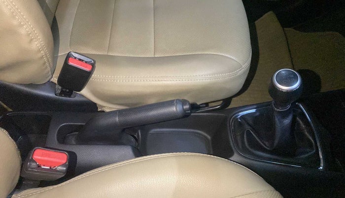 2022 Honda Amaze 1.2L I-VTEC VX, Petrol, Manual, 23,008 km, Gear Lever