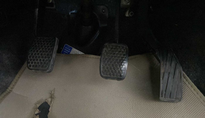 2020 Maruti Alto LXI CNG, CNG, Manual, 31,136 km, Pedals