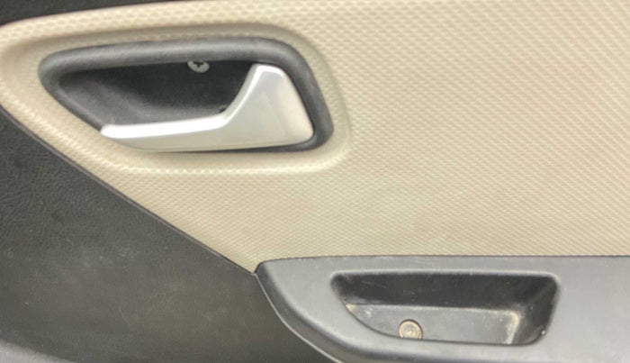 2020 Maruti Alto LXI CNG, CNG, Manual, 31,136 km, Driver Side Door Panels Control