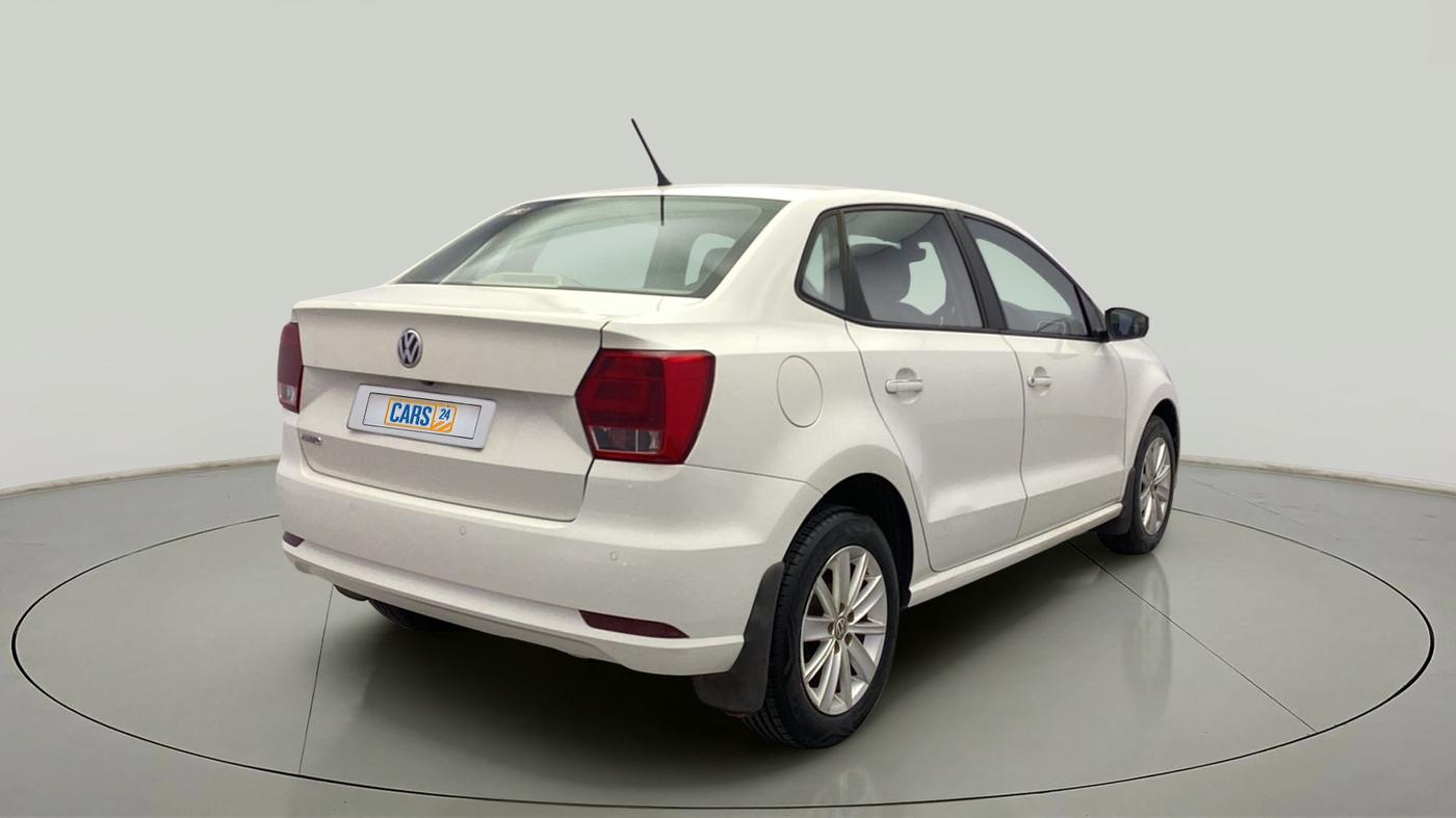 2017 Volkswagen Ameo HIGHLINE1.2L, Petrol, Manual, 43,127 km, Right Back Diagonal