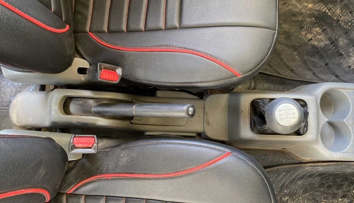 2011 Maruti Alto K10 VXI, Petrol, Manual, 1,04,102 km, Gear Lever