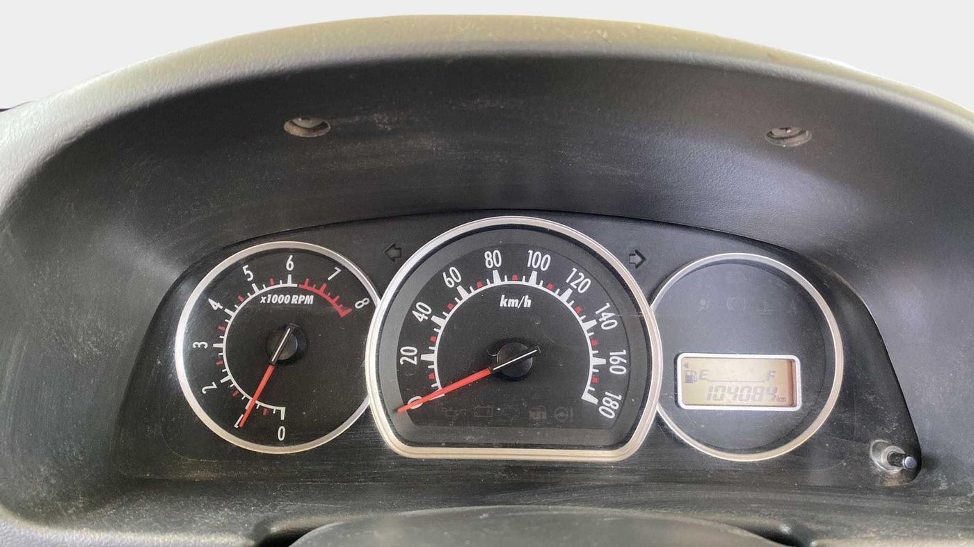 2011 Maruti Alto K10 VXI, Petrol, Manual, 1,04,102 km, Odometer Image