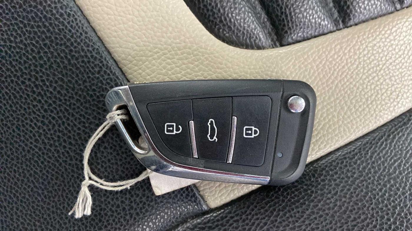 2021 Maruti New Wagon-R LXI CNG 1.0, CNG, Manual, 28,760 km, Key Close Up