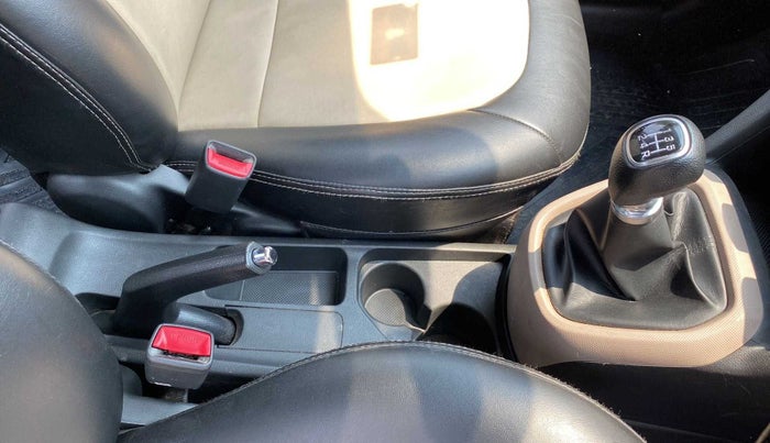 2019 Hyundai Grand i10 SPORTZ 1.2 KAPPA VTVT, Petrol, Manual, 40,566 km, Gear Lever