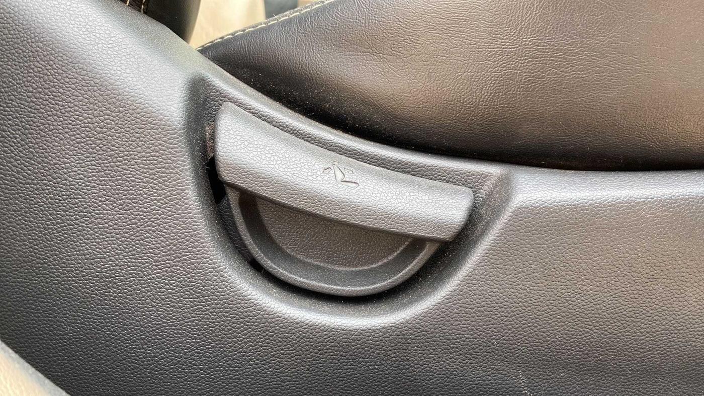 2019 Hyundai Grand i10 SPORTZ 1.2 KAPPA VTVT, Petrol, Manual, 40,566 km, Driver Side Adjustment Panel
