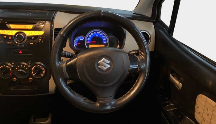 2017 Maruti Wagon R 1.0 VXI, CNG, Manual, 75,465 km, Steering Wheel Close Up