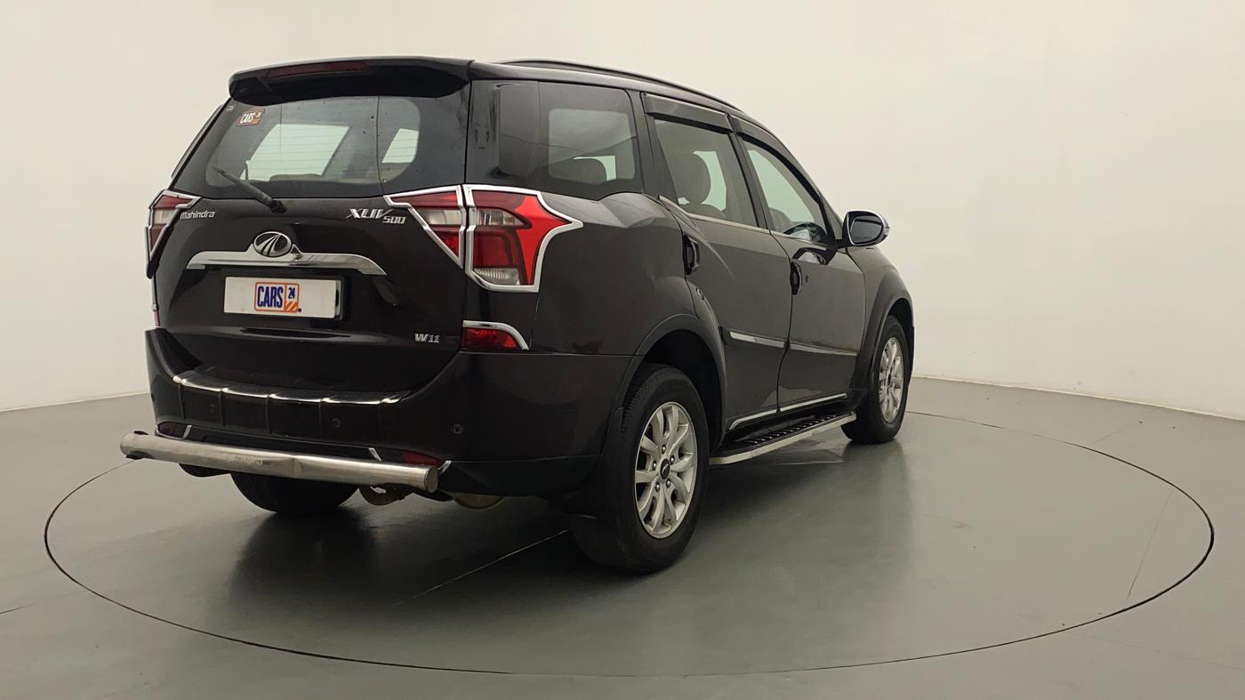 2018 Mahindra XUV500 W11, Diesel, Manual, 1,19,911 km, Right Back Diagonal