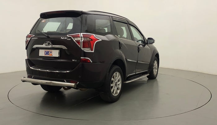 2018 Mahindra XUV500 W11, Diesel, Manual, 1,19,911 km, Right Back Diagonal