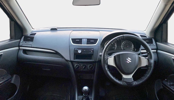 2013 Maruti Swift VXI, Petrol, Manual, 74,640 km, Dashboard