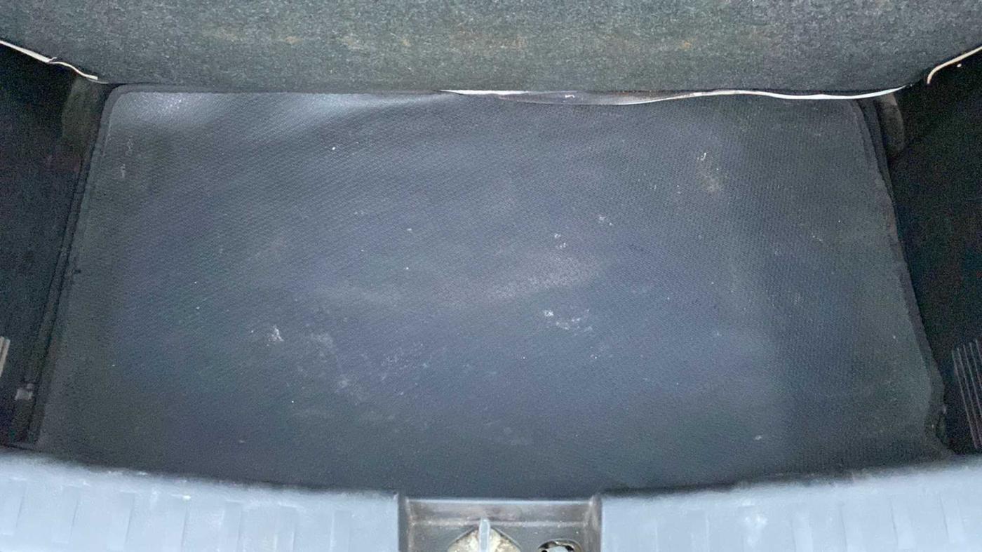 2013 Maruti Swift VXI, Petrol, Manual, 74,640 km, Boot Inside