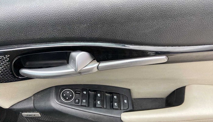2020 KIA SELTOS HTX PLUS AT1.5 DIESEL, Diesel, Automatic, 65,496 km, Driver Side Door Panels Control