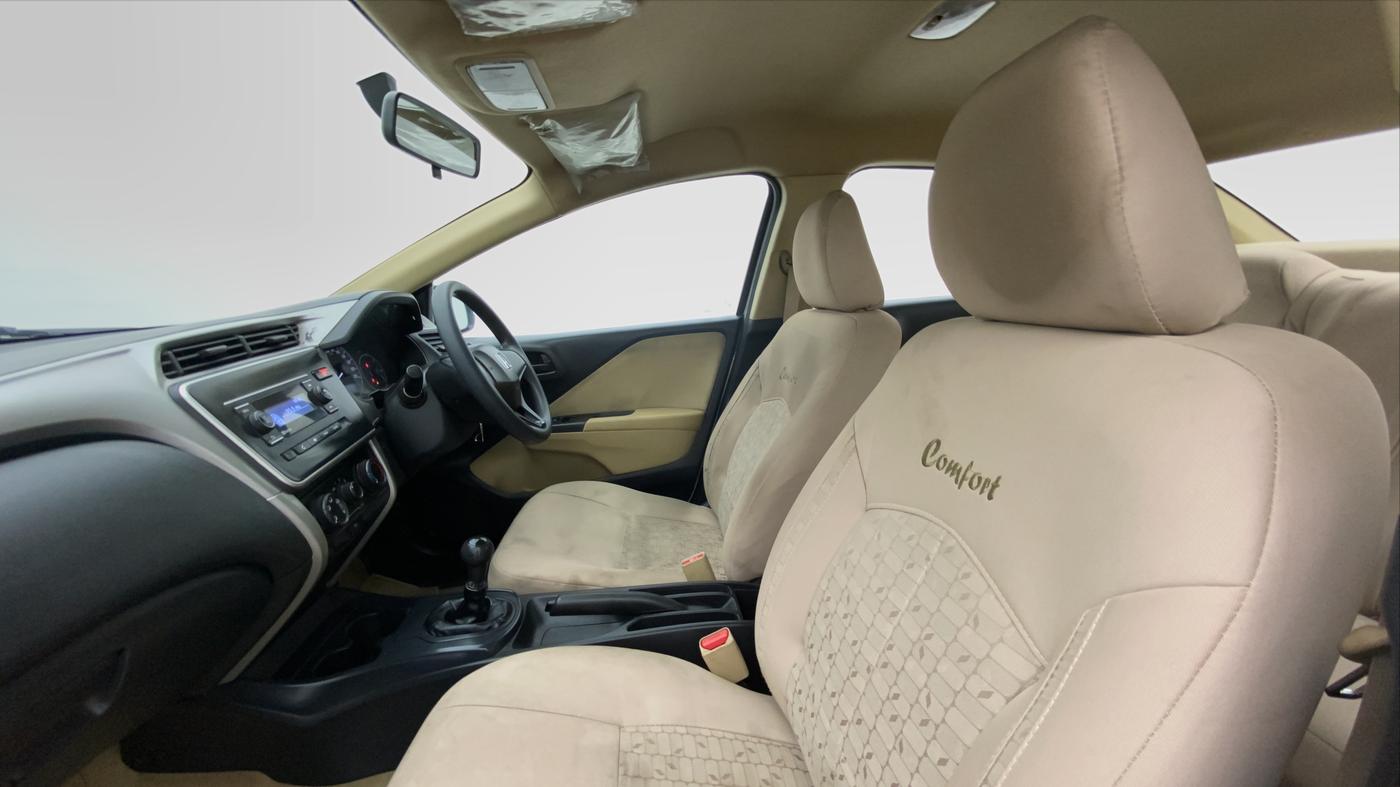 2018 Honda City S MT PETROL, Petrol, Manual, 69,390 km, Right Side Front Door Cabin View