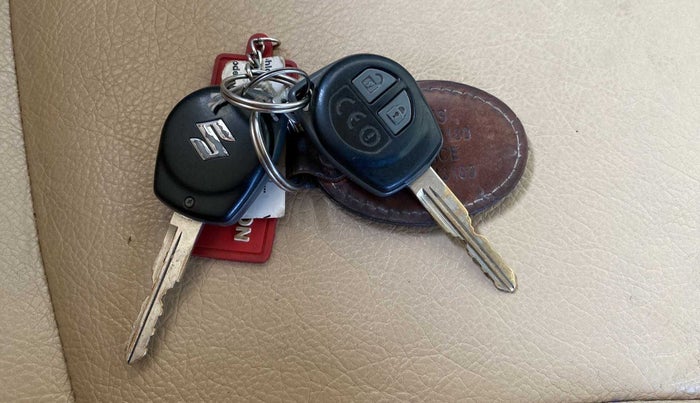 2016 Maruti Ciaz VDI+ SHVS, Diesel, Manual, 39,826 km, Lock system - Remote key not working