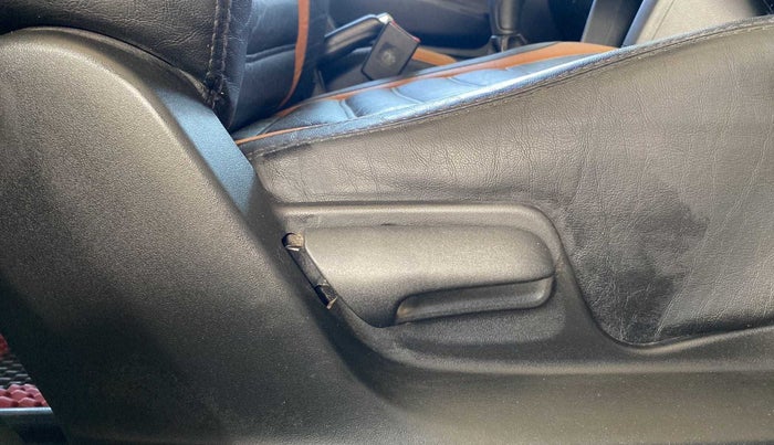 2012 Maruti Swift VDI, Diesel, Manual, 86,023 km, Driver Side Adjustment Panel