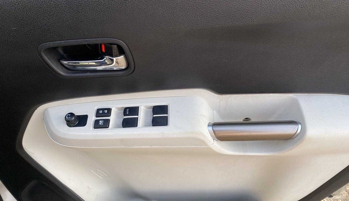 2017 Maruti IGNIS DELTA 1.2, Petrol, Manual, 59,645 km, Driver Side Door Panels Control