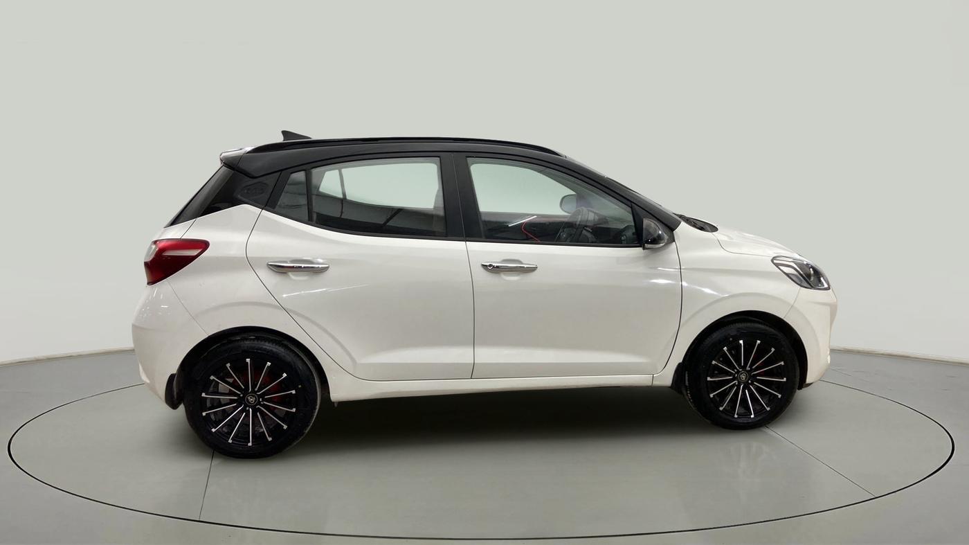 2020 Hyundai GRAND I10 NIOS SPORTZ 1.2 KAPPA VTVT DUAL TONE, Petrol, Manual, 61,789 km, Right Side View