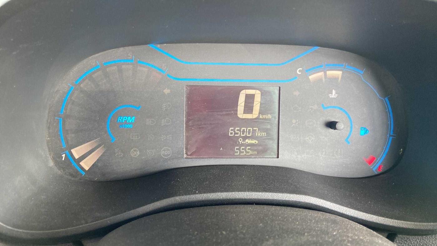 2019 Renault Kwid CLIMBER 1.0 (O), Petrol, Manual, 65,081 km, Odometer Image