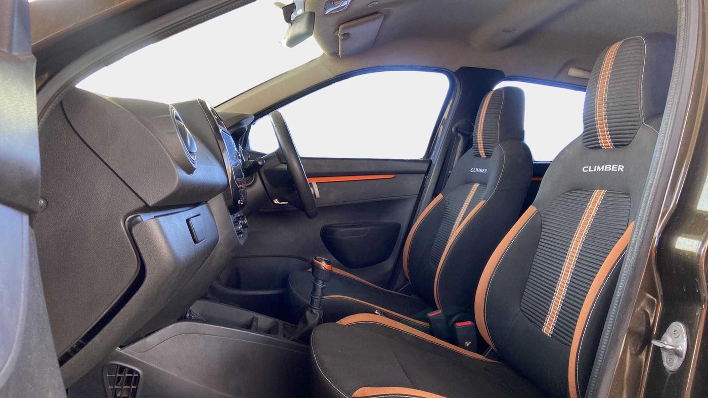 2019 Renault Kwid CLIMBER 1.0 (O), Petrol, Manual, 65,081 km, Right Side Front Door Cabin