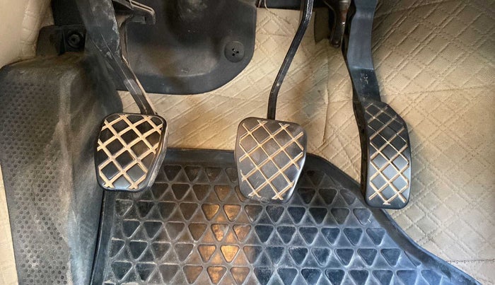 2018 Volkswagen Ameo HIGHLINE1.5L, Diesel, Manual, 43,094 km, Pedals