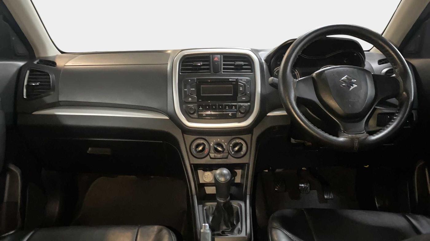 2020 Maruti Vitara Brezza LXI, Petrol, Manual, 20,795 km, Dashboard