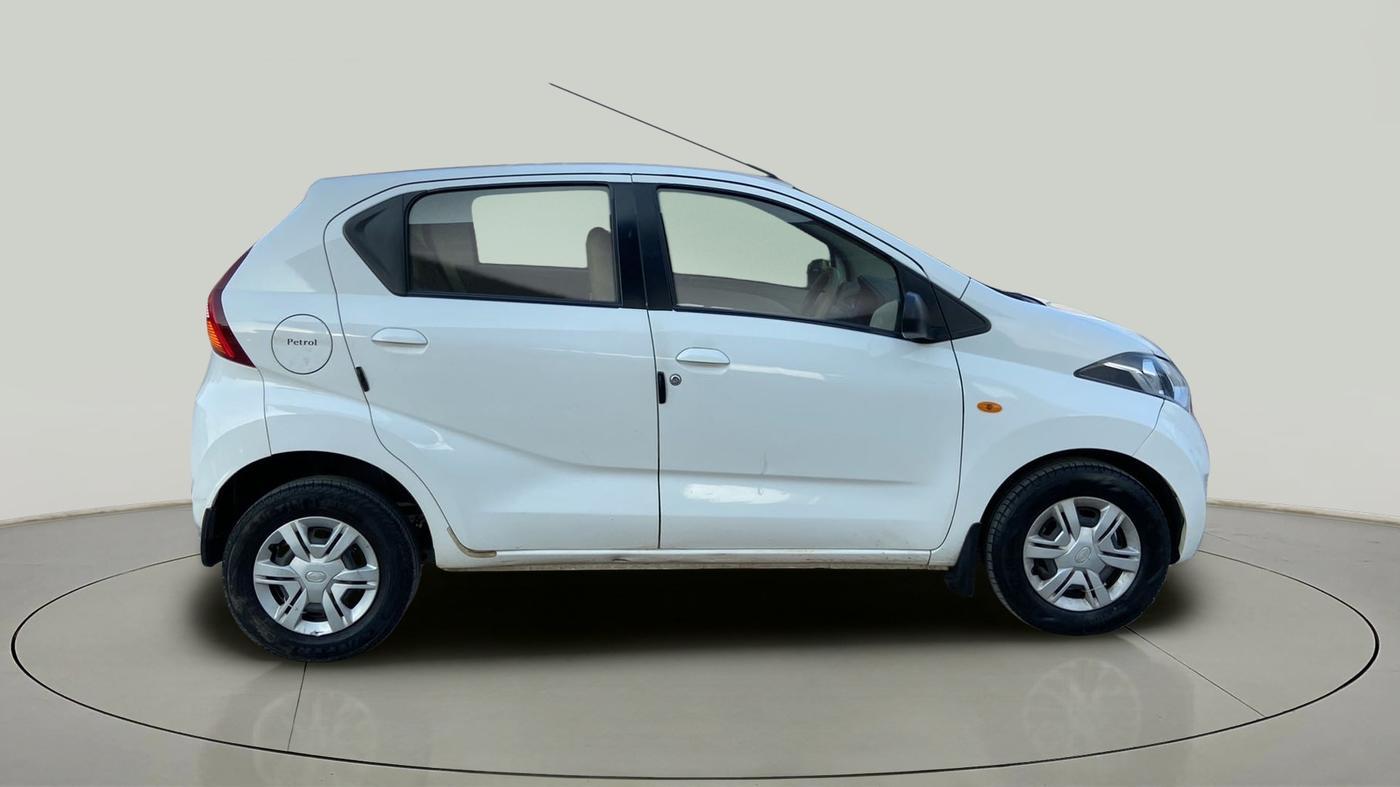 2016 Datsun Redi Go T (O), Petrol, Manual, 50,423 km, Right Side View