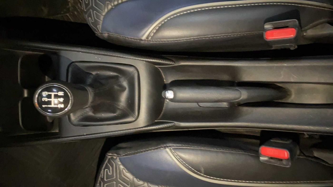 2022 Maruti Baleno DELTA PETROL 1.2, CNG, Manual, 20,233 km, Gear Lever