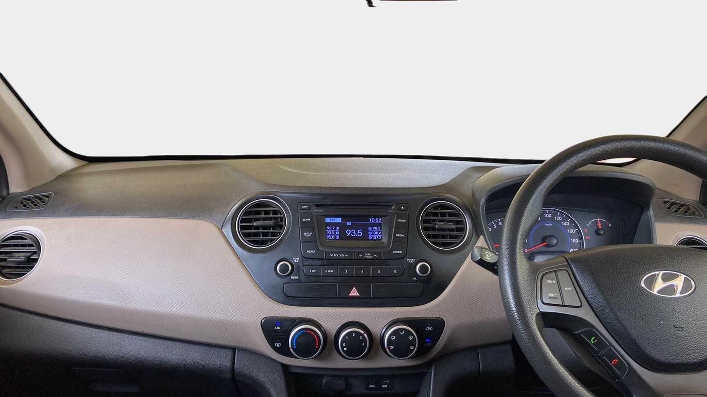 2015 Hyundai Grand i10 SPORTZ 1.2 KAPPA VTVT, Petrol, Manual, 73,274 km, Air Conditioner
