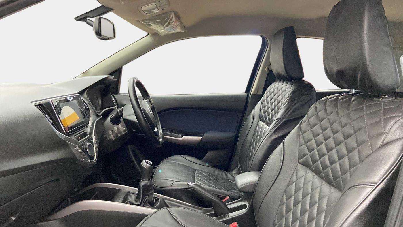2020 Maruti Baleno ZETA PETROL 1.2, Petrol, Manual, 25,662 km, Right Side Front Door Cabin