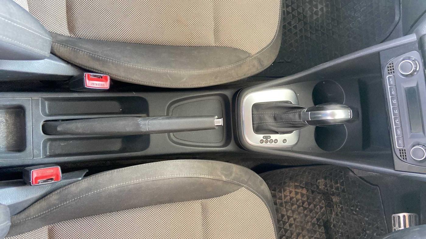 2017 Volkswagen Polo GT TSI AT, Petrol, Automatic, 93,989 km, Gear Lever