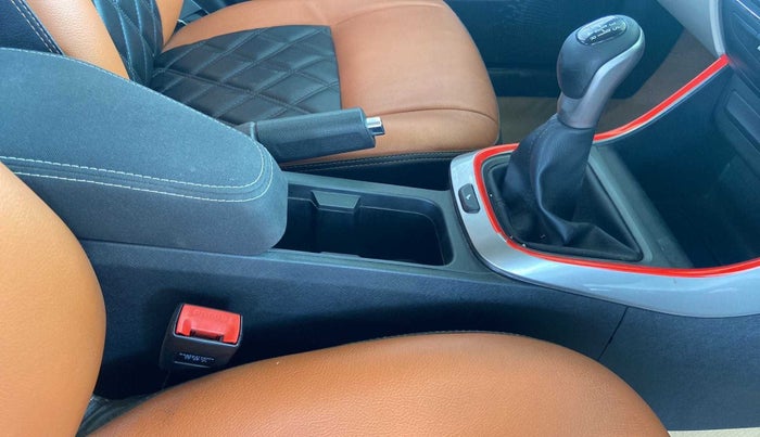 2021 Tata ALTROZ XZ PETROL, Petrol, Manual, 34,706 km, Gear Lever