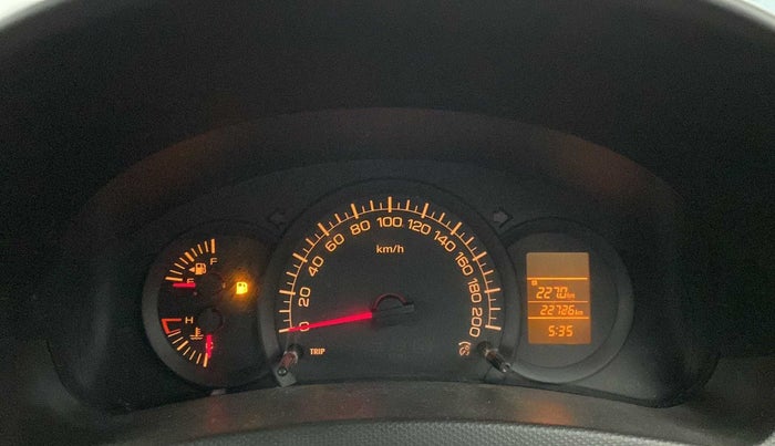 2017 Maruti Swift LXI (O), Petrol, Manual, 22,690 km, Odometer Image