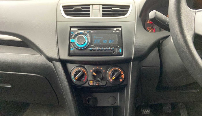 2017 Maruti Swift LXI (O), Petrol, Manual, 22,690 km, Air Conditioner