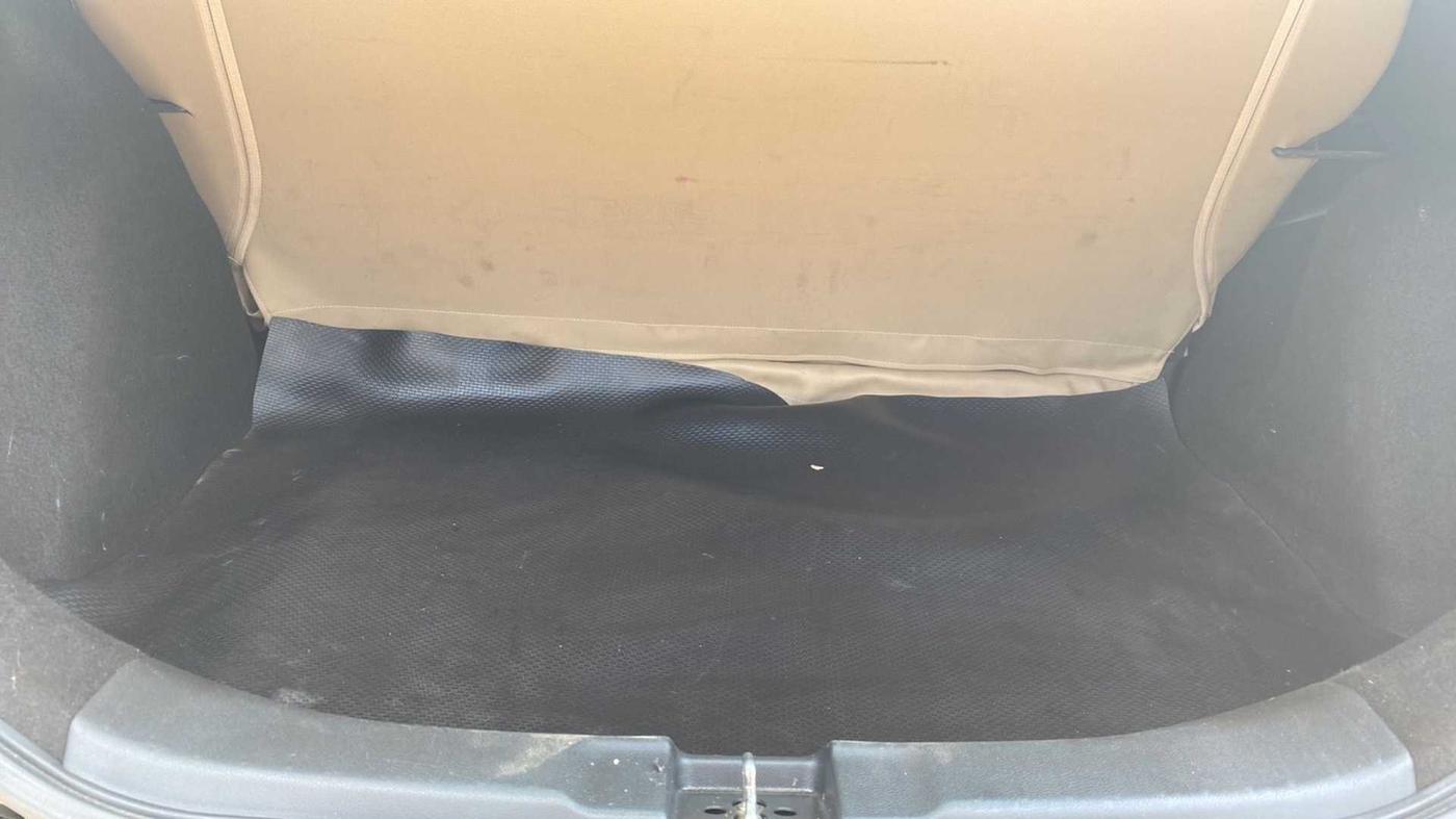 2017 Honda Jazz 1.2L I-VTEC V AT, CNG, Automatic, 40,612 km, Boot Inside