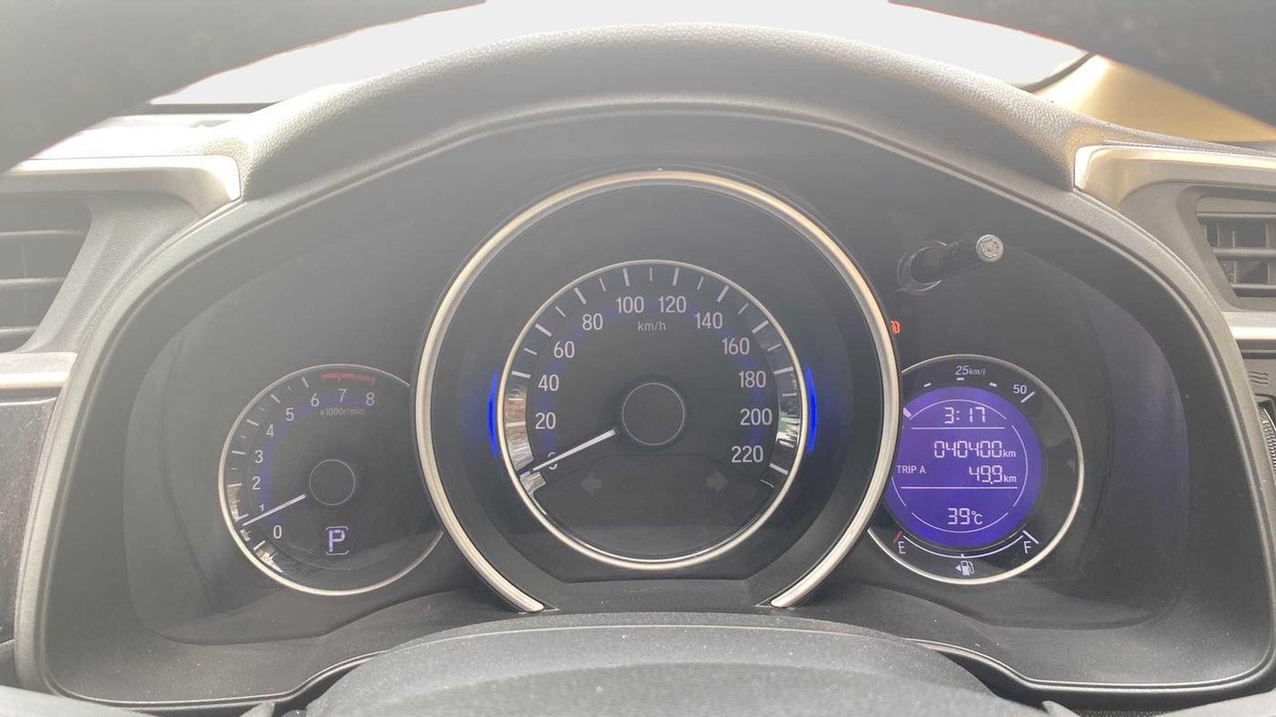 2017 Honda Jazz 1.2L I-VTEC V AT, CNG, Automatic, 40,612 km, Odometer Image