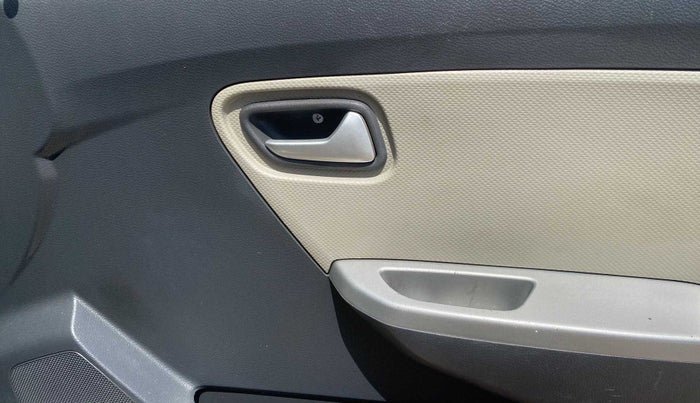 2017 Maruti Alto K10 VXI, Petrol, Manual, 71,220 km, Driver Side Door Panels Control