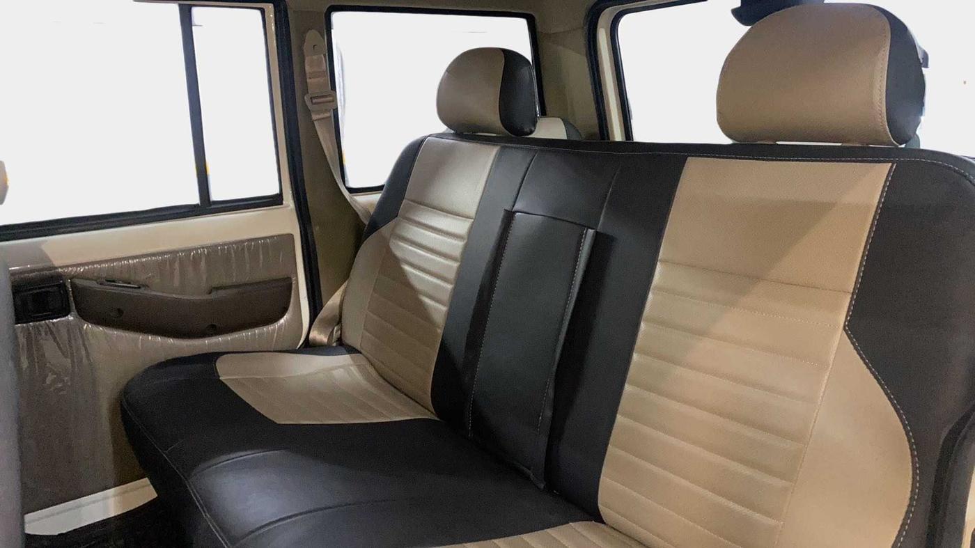 2023 Mahindra Bolero B6 (O), Diesel, Manual, 10,364 km, Right Side Rear Door Cabin
