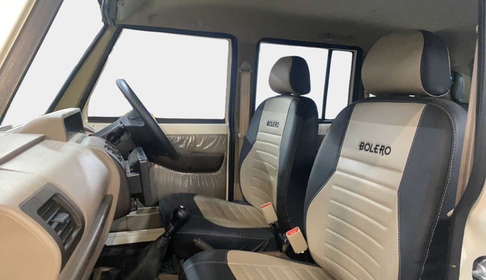 2023 Mahindra Bolero B6 (O), Diesel, Manual, 10,364 km, Right Side Front Door Cabin