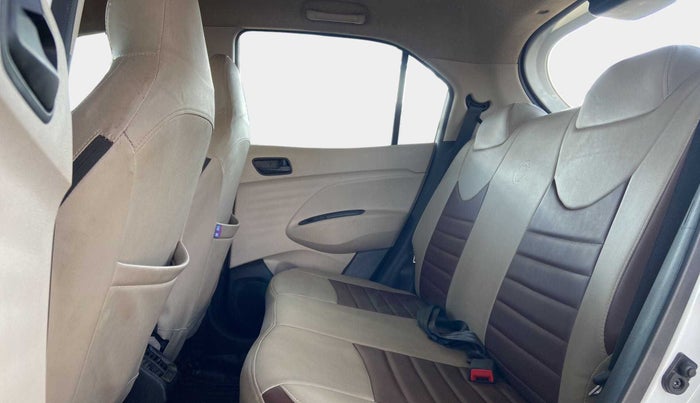 2022 Hyundai NEW SANTRO SPORTZ MT, Petrol, Manual, 21,767 km, Right Side Rear Door Cabin
