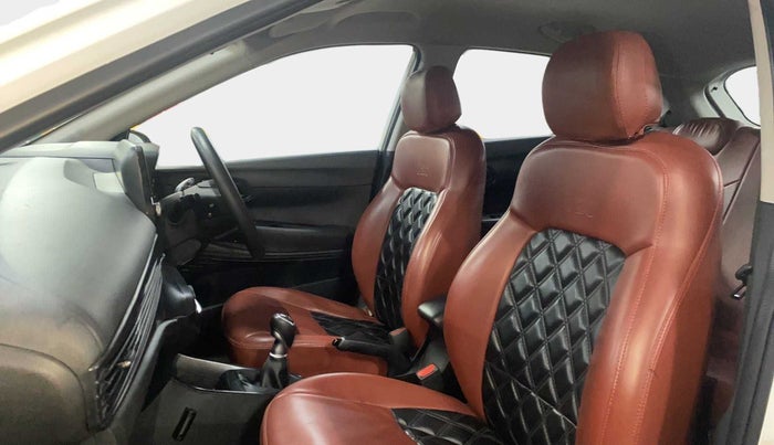 2020 Hyundai NEW I20 SPORTZ 1.5 MT, Diesel, Manual, 57,904 km, Right Side Front Door Cabin