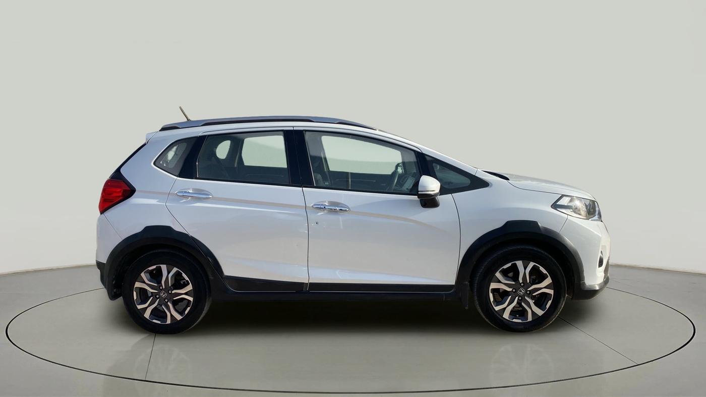 2017 Honda WR-V 1.5L I-DTEC VX MT, Diesel, Manual, 90,272 km, Right Side