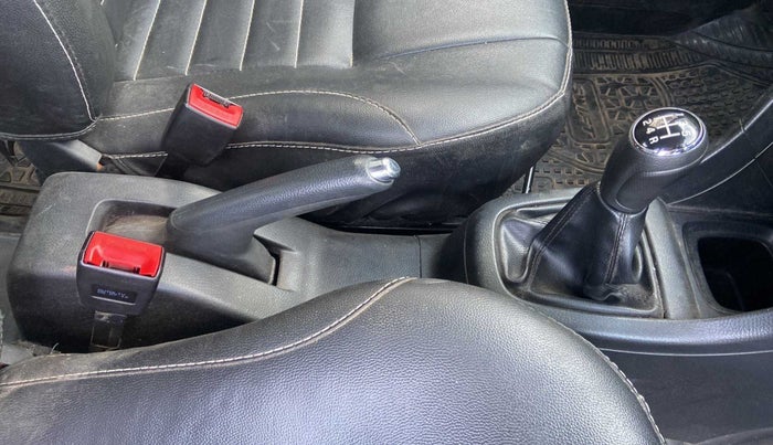 2016 Maruti Swift VXI, Petrol, Manual, 58,936 km, Gear Lever