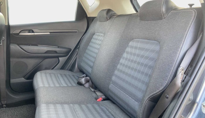 2022 KIA SONET HTK PLUS 1.2, Petrol, Manual, 18,224 km, Right Side Rear Door Cabin