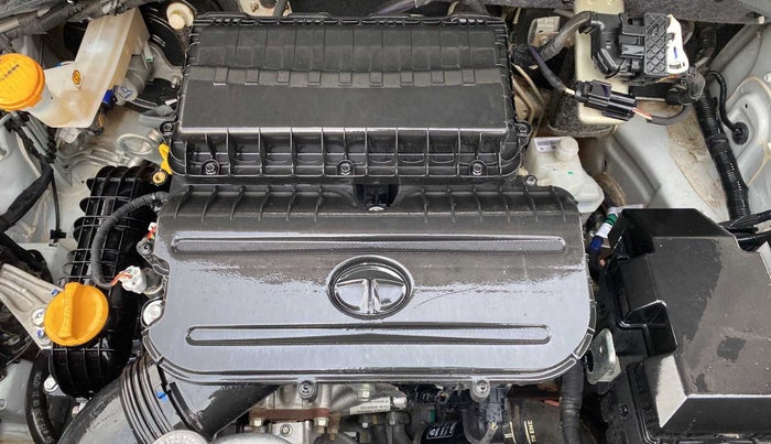 2022 Tata PUNCH CREATIVE  AMT, Petrol, Automatic, 26,225 km, Open Bonet