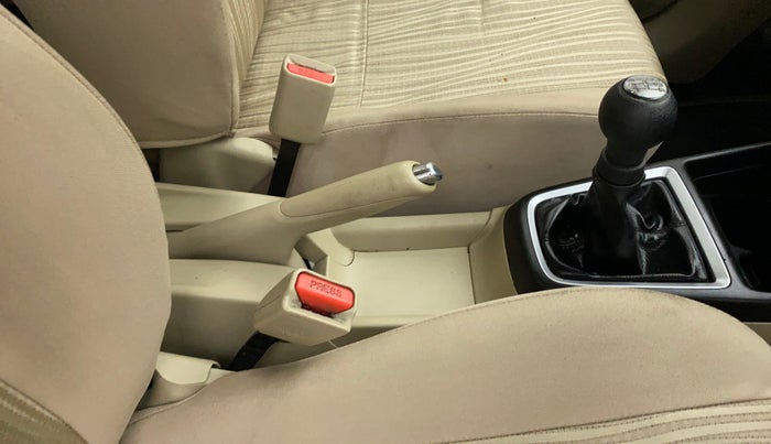 2017 Maruti Dzire VXI, Petrol, Manual, 86,069 km, Gear Lever