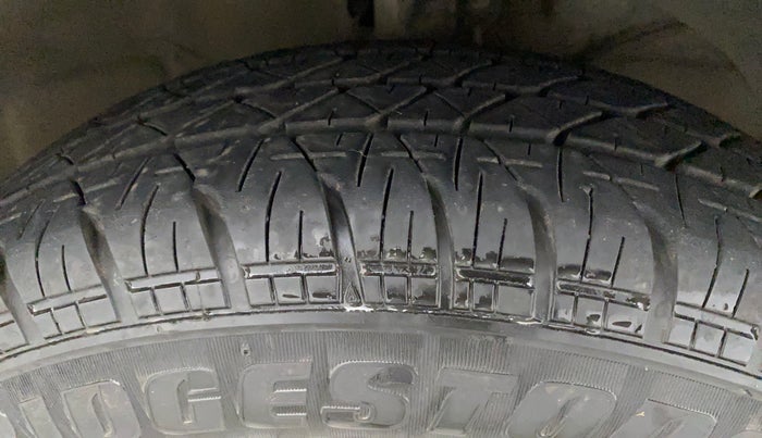 2017 Maruti Dzire VXI, Petrol, Manual, 86,069 km, Right Front Tyre Tread